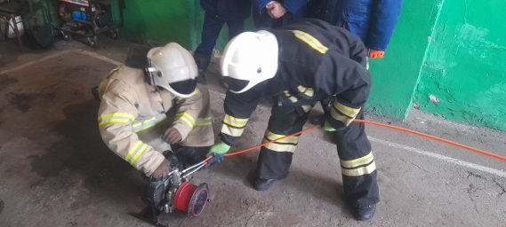 ​Горшеченские огнеборцы сдали нормативы