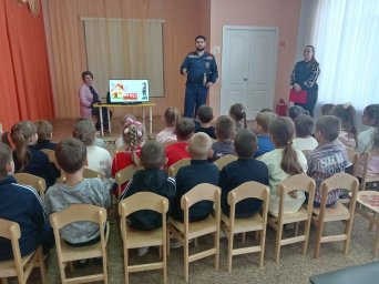 ​Безопасность начинается с детства: урок культуры безопасности в медвенском детском саду &laquo;Улыбка&raquo;