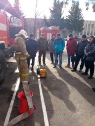 ​Продолжается обучение огнеборцев-спасателей