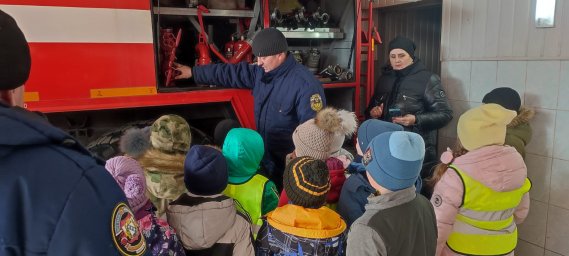 ​В гостях у Рыльских пожарных