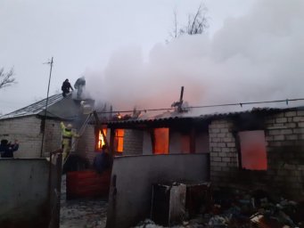 ​Огнеборцы Противопожарной службы отстояли домовладение