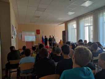 ​Суджанским школьникам о безопасности