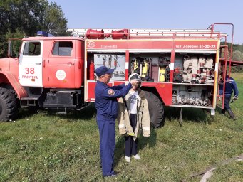 Уроки безопасности в ДОЛах продолжаются