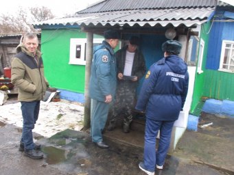​Профилактический совместный рейд в д. Старые Савины Черемисиновского района