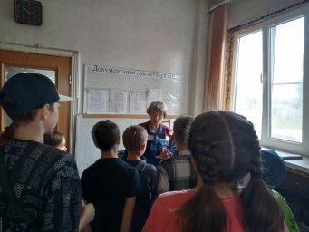 ​Экскурсия в пожарную часть Касторенского района