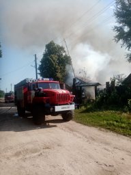 ​Благодаря слаженной работе отстояли дом