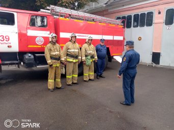 ​Тушение пожаров и проведение АСР в образовательных учреждениях