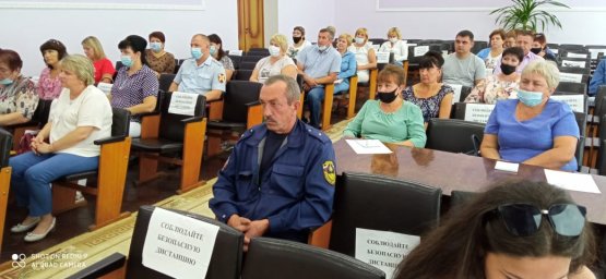 В Октябрьском районе прошло заседание комиссии по предупреждению и ликвидации ЧС и ПБ