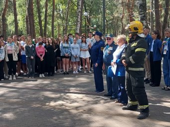 ​В детских лагерях о безопасности