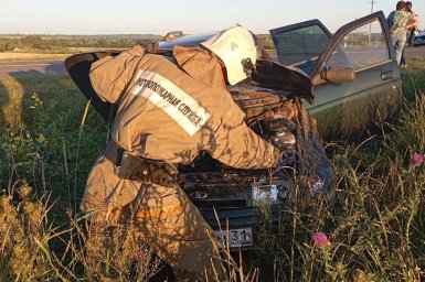 ​Огнеборцы ПЧ Золотухинского района выезжали на два ДТП