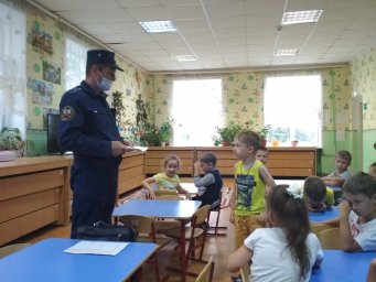 ​Обучение малышей пожарной безопасности в детском саду