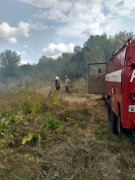 ​&laquo;Местные&raquo; помощники огнеборцев помогли справиться с огнем