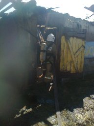 ​Пожар в д.Петровское Курского района успешно ликвидирован огнеборцами