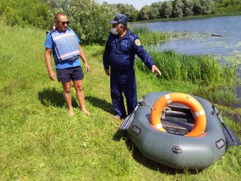 В Глушковском районе на пляже оборудовали спасательный пост