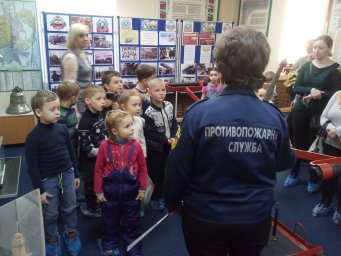 ​Малыши в музее