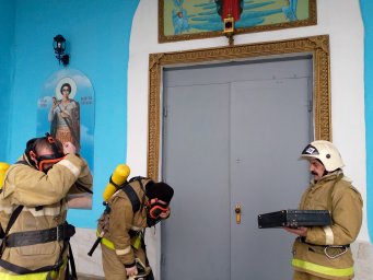 ​Район выезда изучают Октябрьские и Пристенские огнеборцы