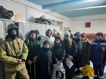 ​В гости к Октябрьским огнеборцам