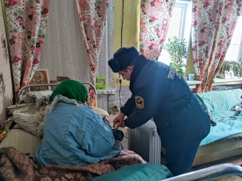 ​Профилактические мероприятия среди населения в Солнцевском и Поныровском районах