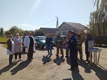 Занятия на тему: "Организация взаимодействия СиС РСЧС при ликвидации последствий ДТП" в Кореневском 