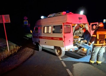 ​Огнеборцы ПЧ Обоянского района на двух ДТП