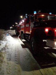 ​Хомутовские огнеборцы потушили автомобиль