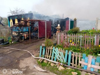​Рыльские огнеборцы не допустили распространение огня