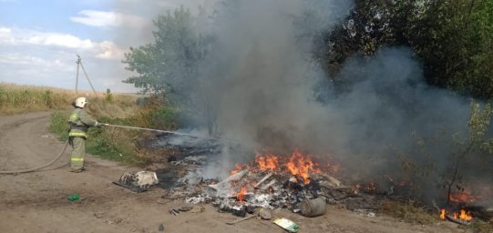 ​Горение сухой травы в Обоянском районе