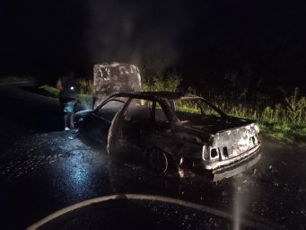 Возгорание легкового автомобиля