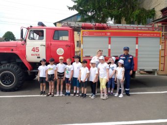 ​Экскурсия в пожарной части Фатежского района