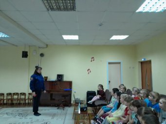 О пожарной безопасности малышам