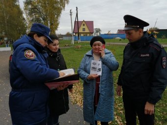 ​Рейд по проверки печного отопления в Чермошнянском сельсовете Медвенского района