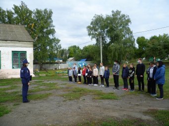 Работниками ПЧ Медвенского района проведены тренировки по эвакуации в школах