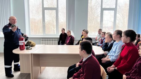 ​Всемирный день ГО в Первомайской школе Поныровского района