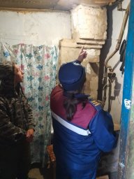 Конышевские огнеборцы провели совместный рейд Конышевские огнеборцы провели совместный рейд