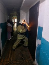 ​Огнеборцы ПЧ Октябрьского района на оказании помощи
