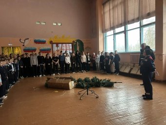​Сотрудники Противопожарной службы провели уроки безопасности в школах Поныровского района