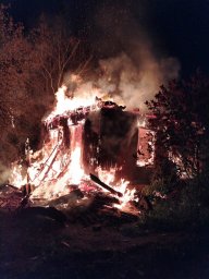 Пожар в хуторе Хмелевой Колодезь Обоянского района ликвидирован Пожар в хуторе Хмелевой Колодезь Обоянского района ликвидирован