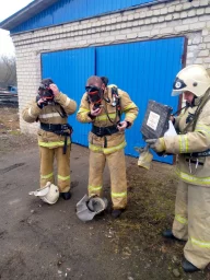 ​Огнеборцы ПЧ Пристенского района на проведении ПТЗ и сдаче квартальных зачетов