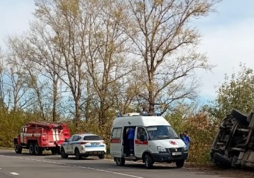 Огнеборцы ПЧ Фатежского района на ликвидации последствий ДТП