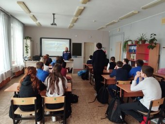 ​Уроки по гражданской обороне в Полевском лицее и Бесединской школе Курского района