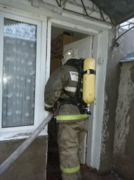 Пожарные Обоянского района потушили дом Пожарные Обоянского района потушили дом