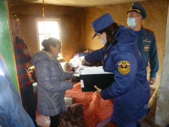 ​Рейд по пожарной безопасности был проведён в Медвенском районе
