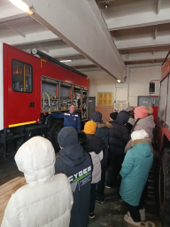 Школьники в пожарной части Фатежского района