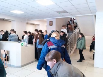 ​Уроки по ГО прошли в школах Октябрьского района