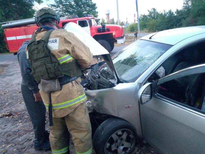 ​Огнеборцы ПЧ Рыльского района на ДТП
