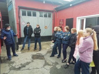 Пожарную часть Горшеченского района посетили кадеты МКОУ Горшеченская СОШ имени Н.И.Жиронкина