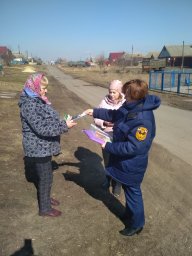 Активная работа по предупреждению населения о мерах пожарной безопасности в Октябрьском районе