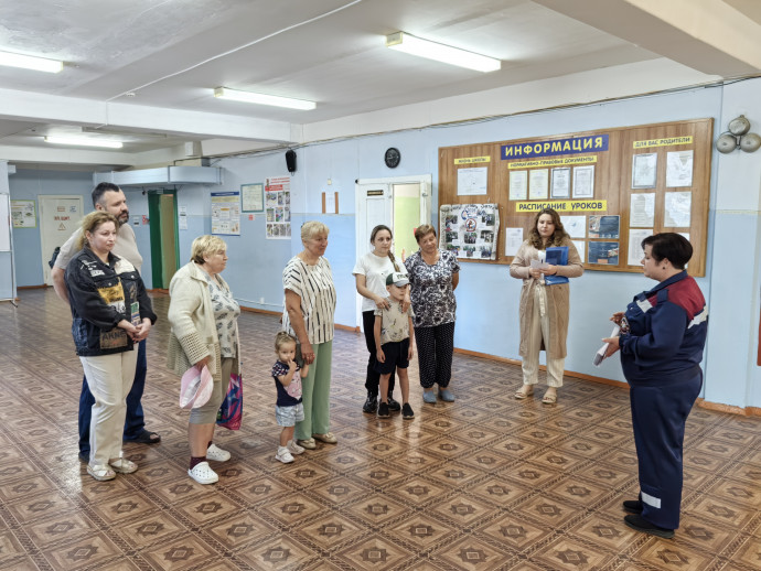 ​Профилактические визиты в общеобразовательные учреждения Поныровского района