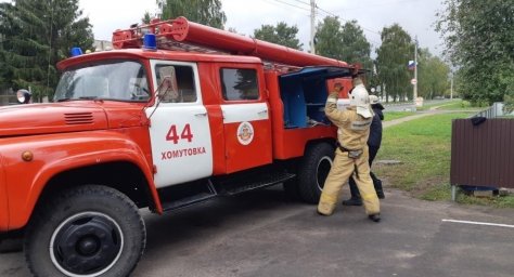 Хомутовские огнеборцы на сдаче квартальных зачётов. Хомутовские огнеборцы на сдаче квартальных зачётов.
