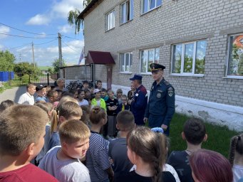 Безопасность детей на летних каникулах Безопасность детей на летних каникулах